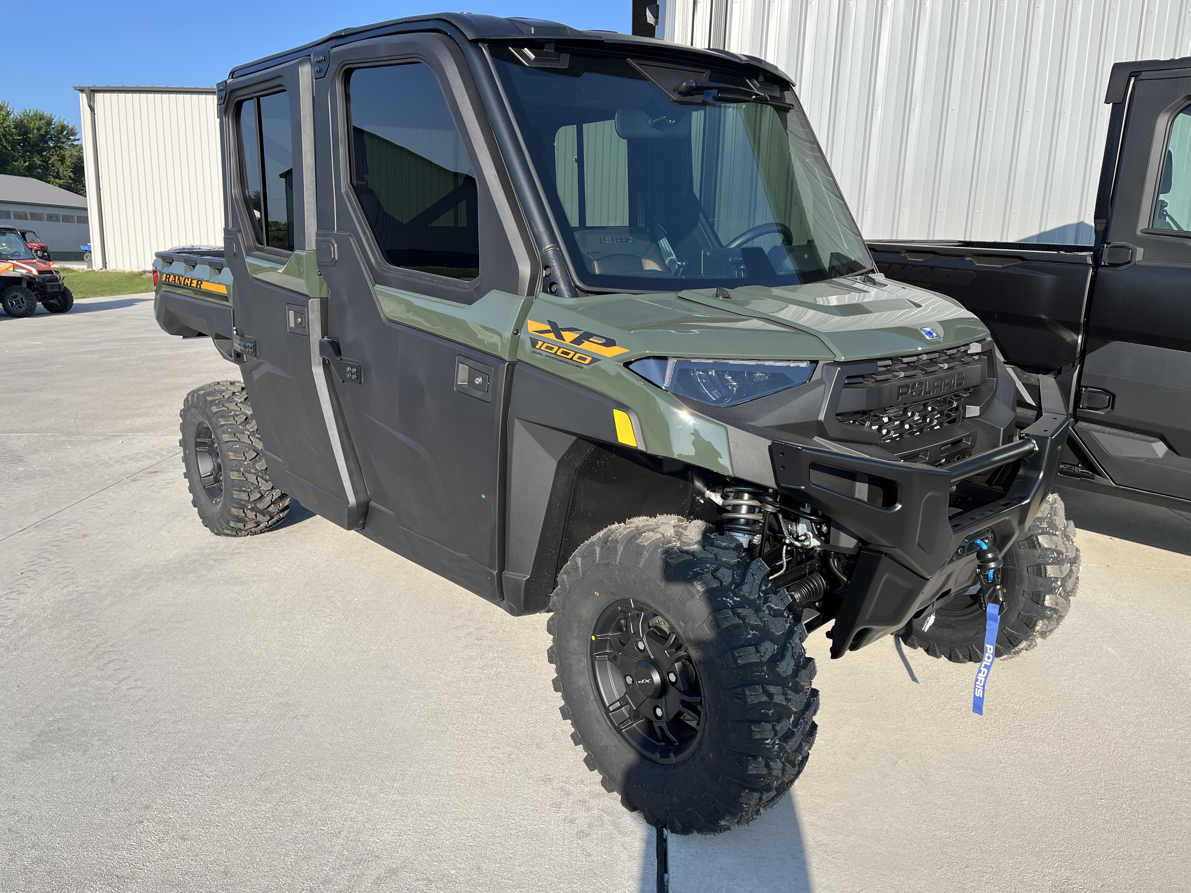2027 Polaris RANGER CREW XP 1000 NorthStar Ultimate Side x Side