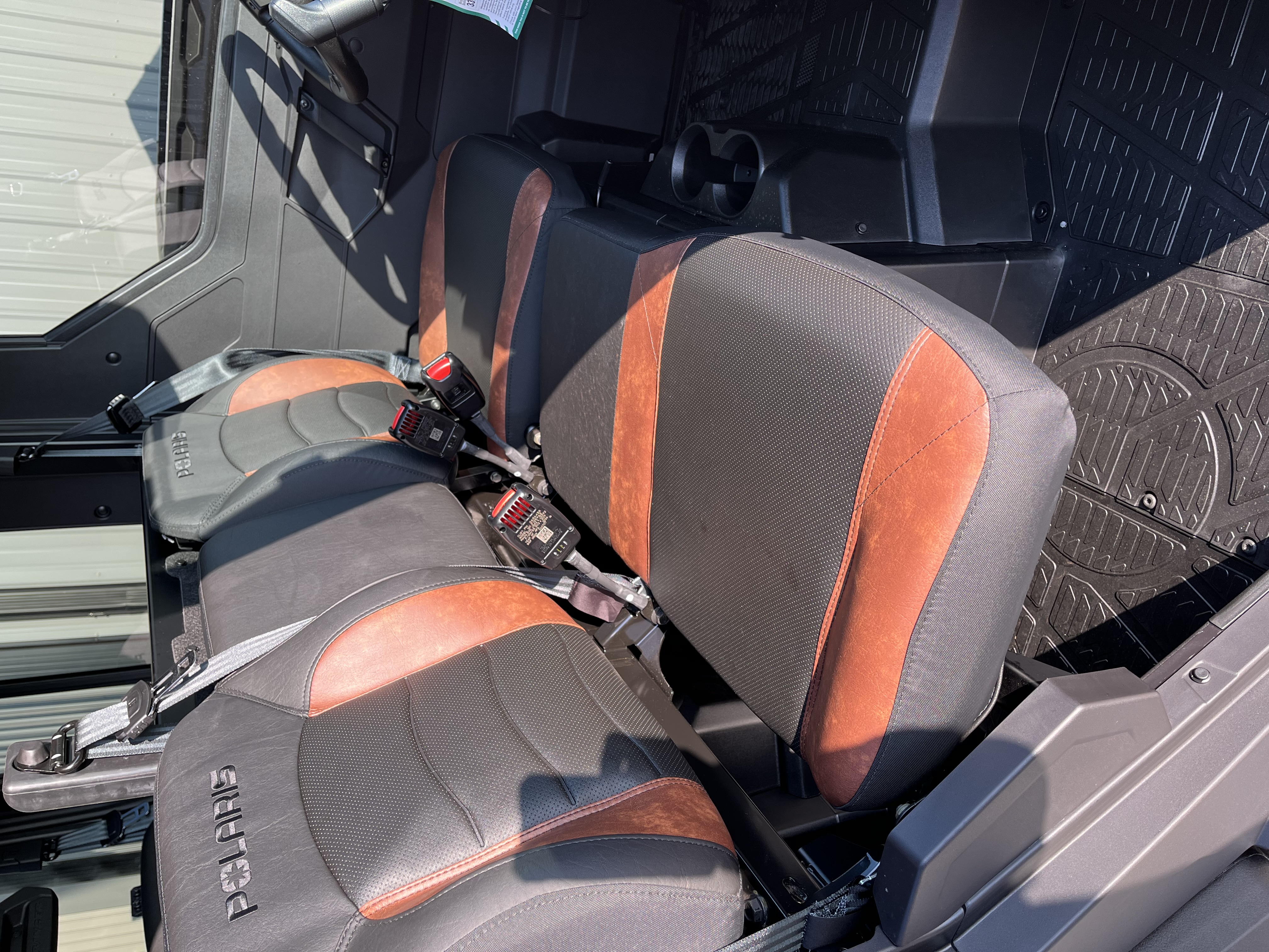 2027 Polaris RANGER CREW XP 1000 NorthStar Ultimate Side x Side