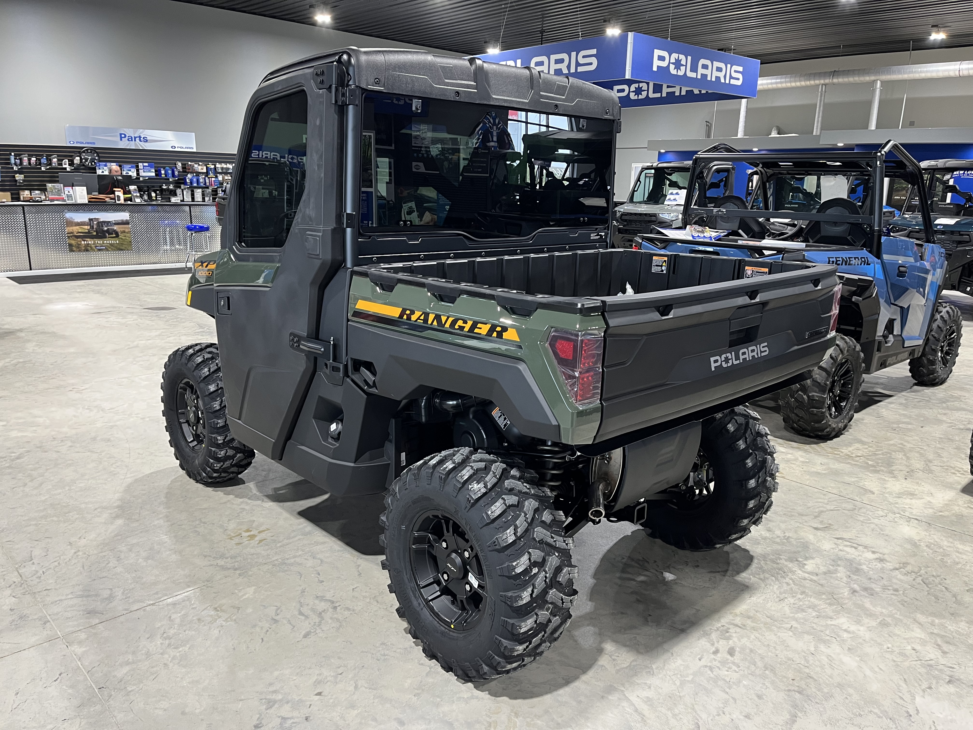 2027 Polaris RANGER XP 1000 NorthStar Ultimate Side x Side