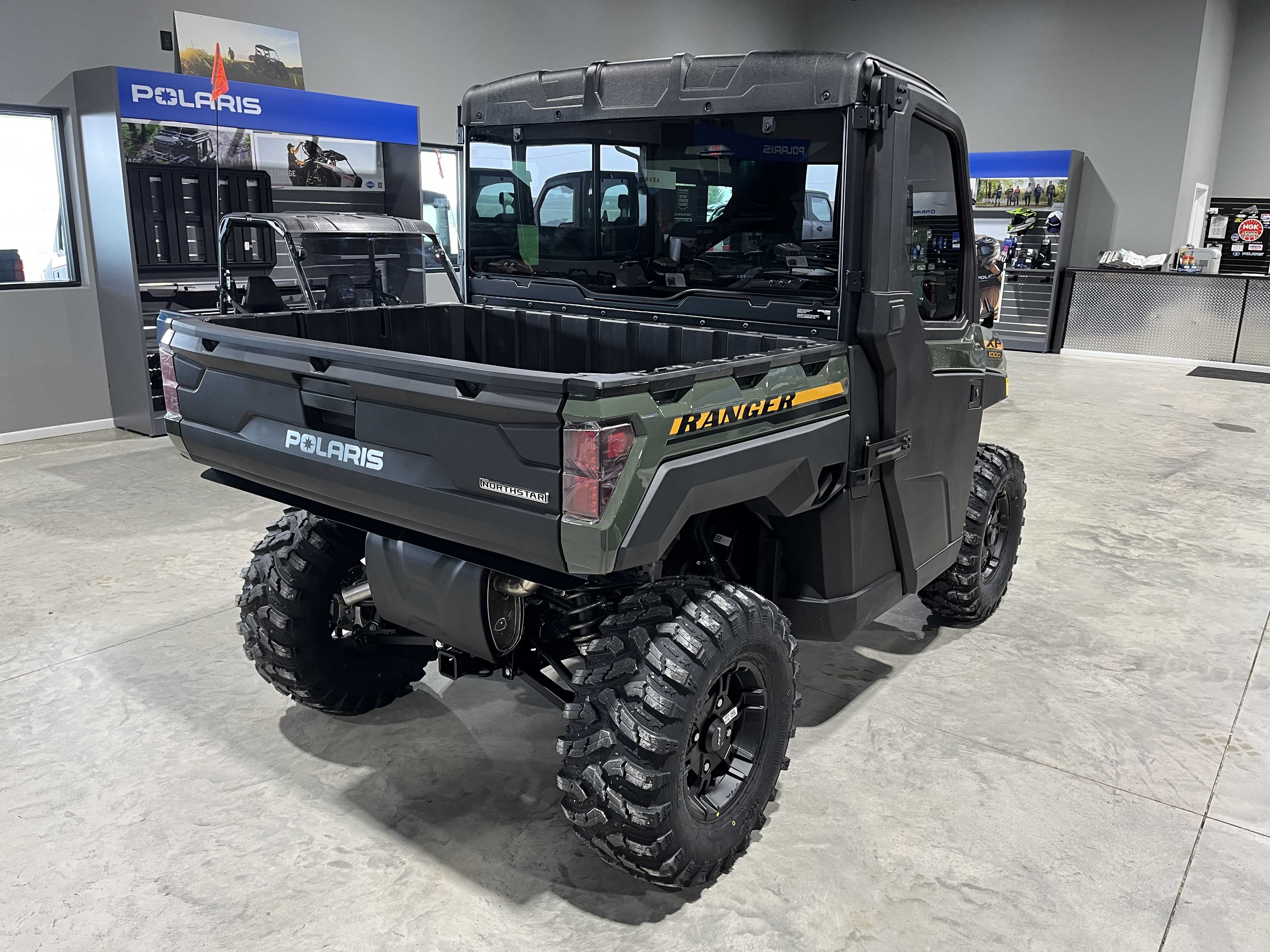 2027 Polaris RANGER XP 1000 NorthStar Ultimate Side x Side