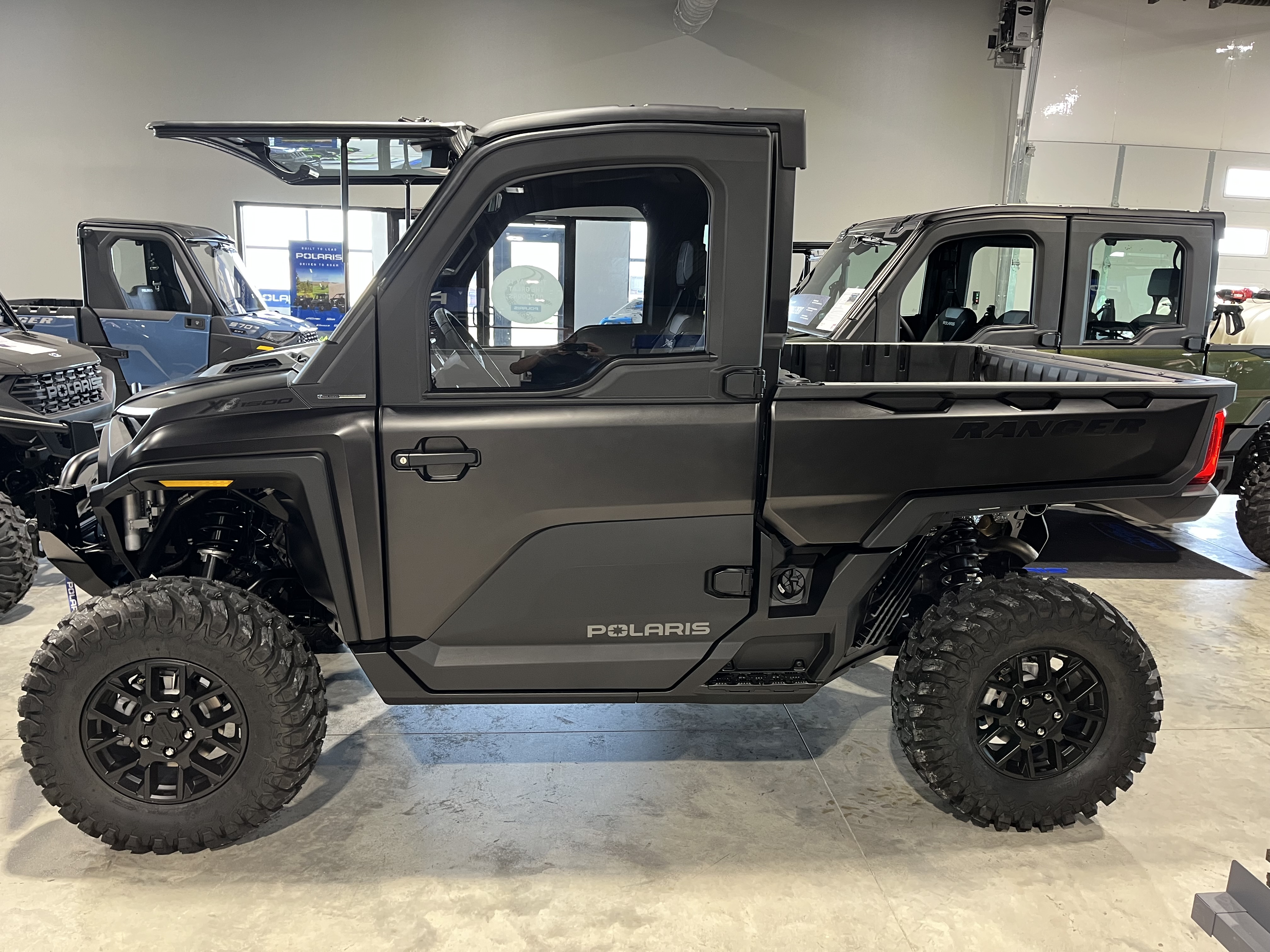 2027 Polaris RANGER XD 1500 NorthStar Ultimate Side x Side