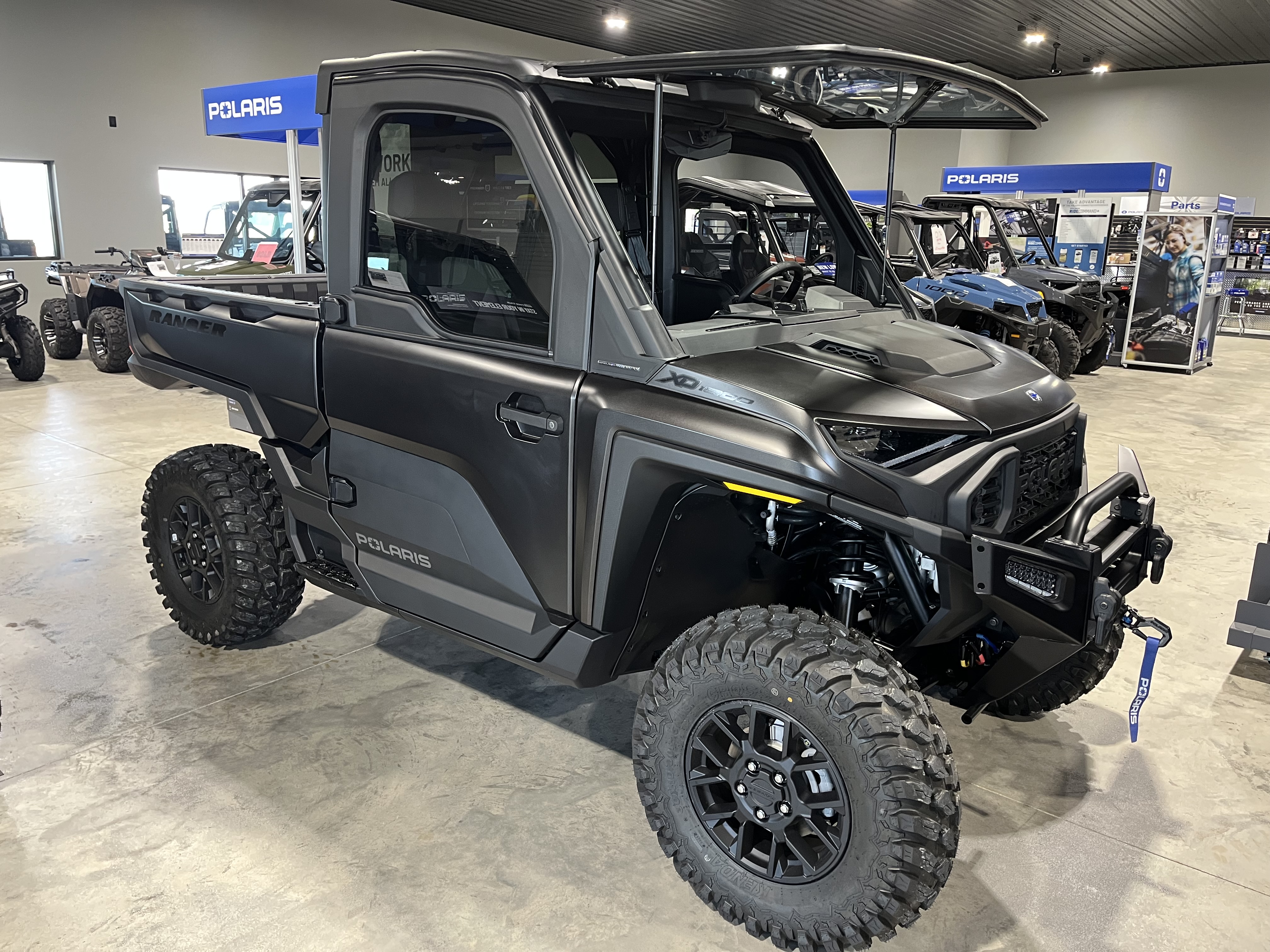 2027 Polaris RANGER XD 1500 NorthStar Ultimate Side x Side