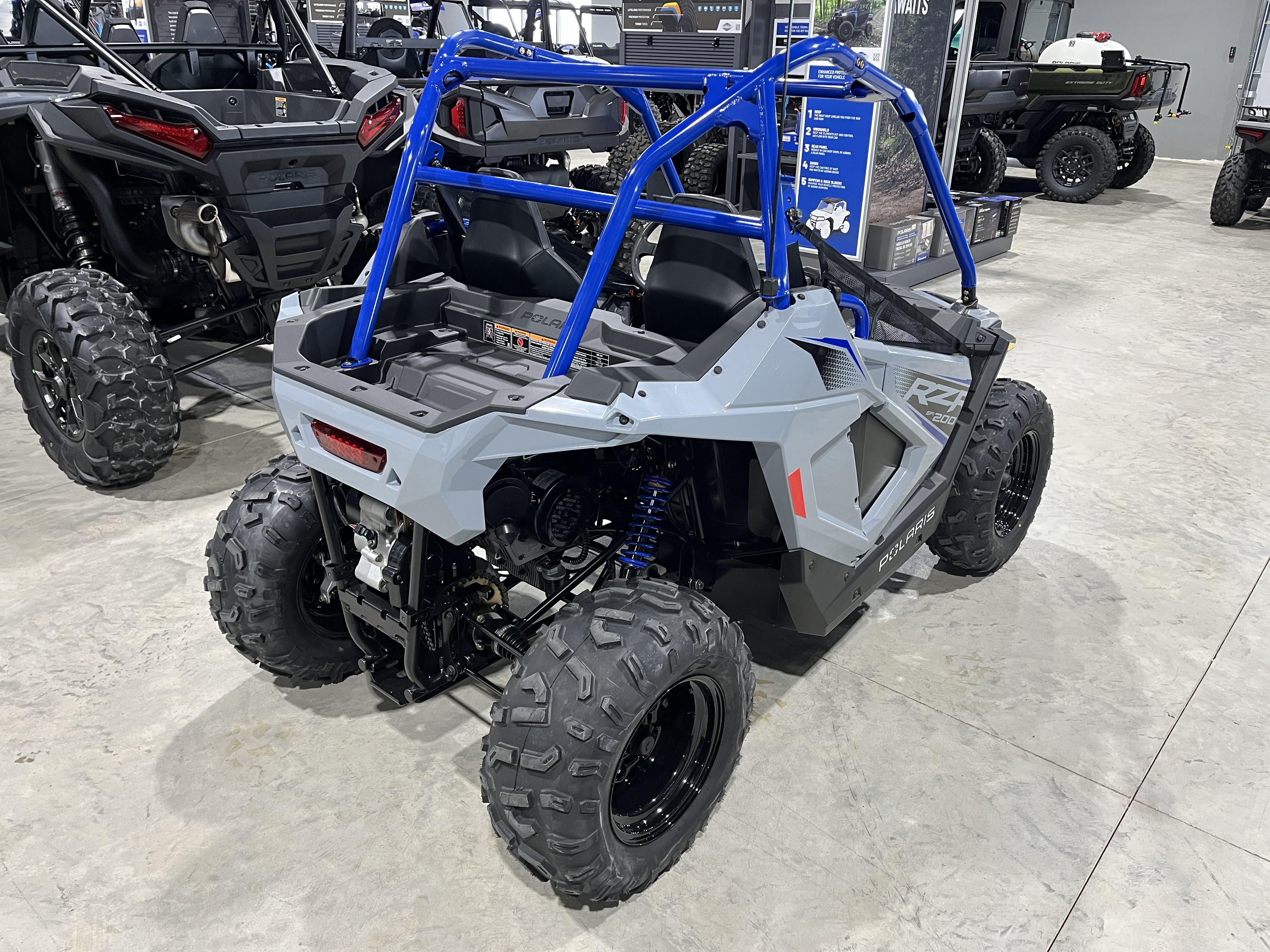 2026 Polaris RZR 200 EFI Side x Side