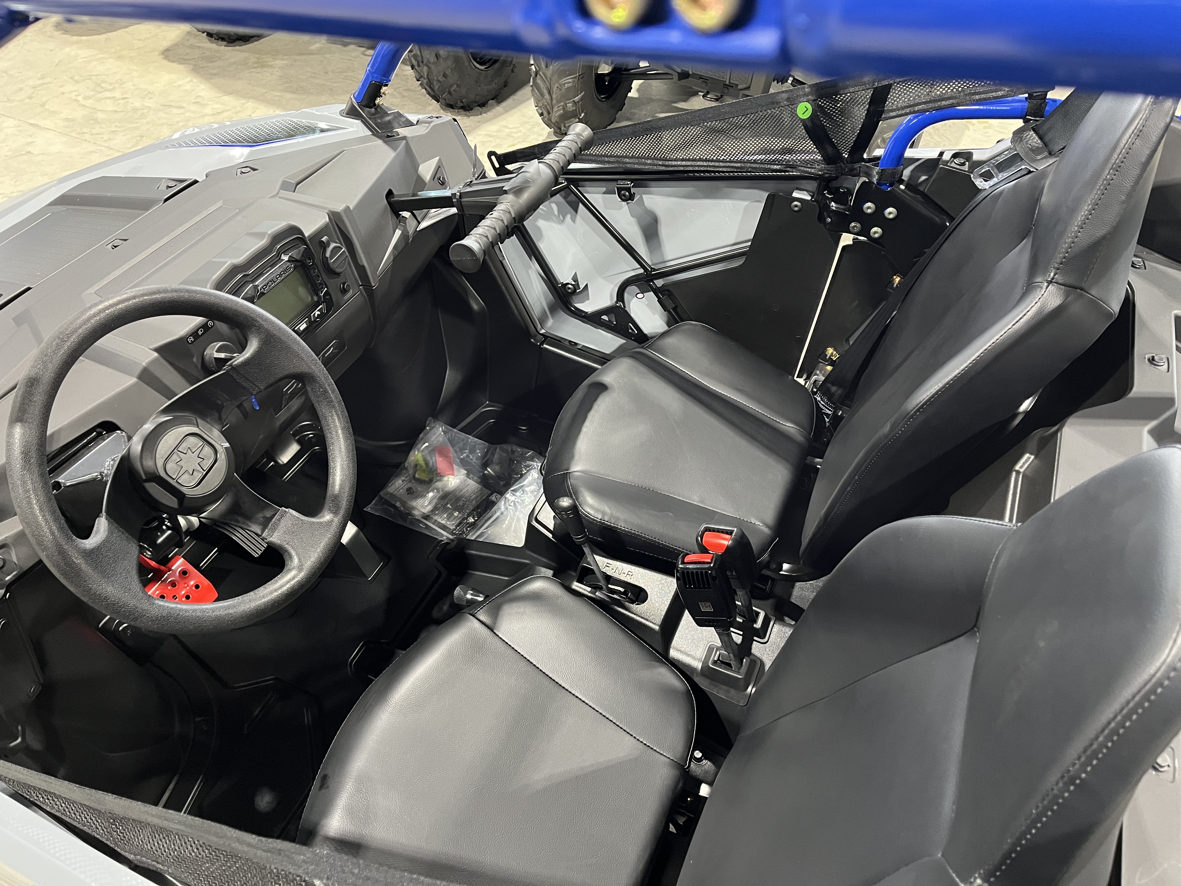 2026 Polaris RZR 200 EFI Side x Side